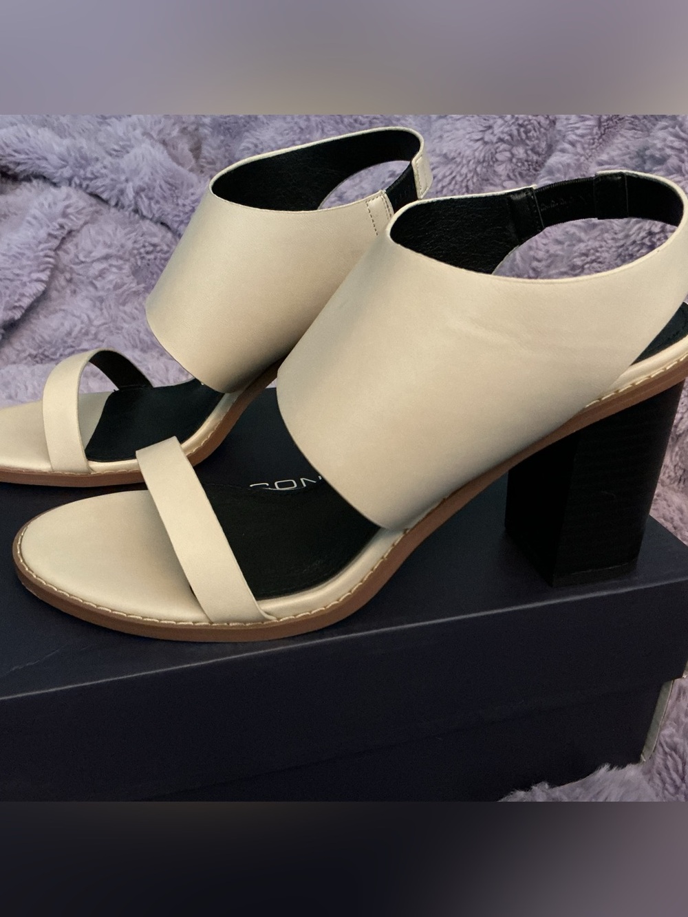 French Connection Ecru Block Heel Sandals NWT Size 10 FC-LORI-10-DS MSRP $148